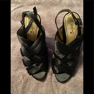 Platinum bp black heels with strap. Size 5